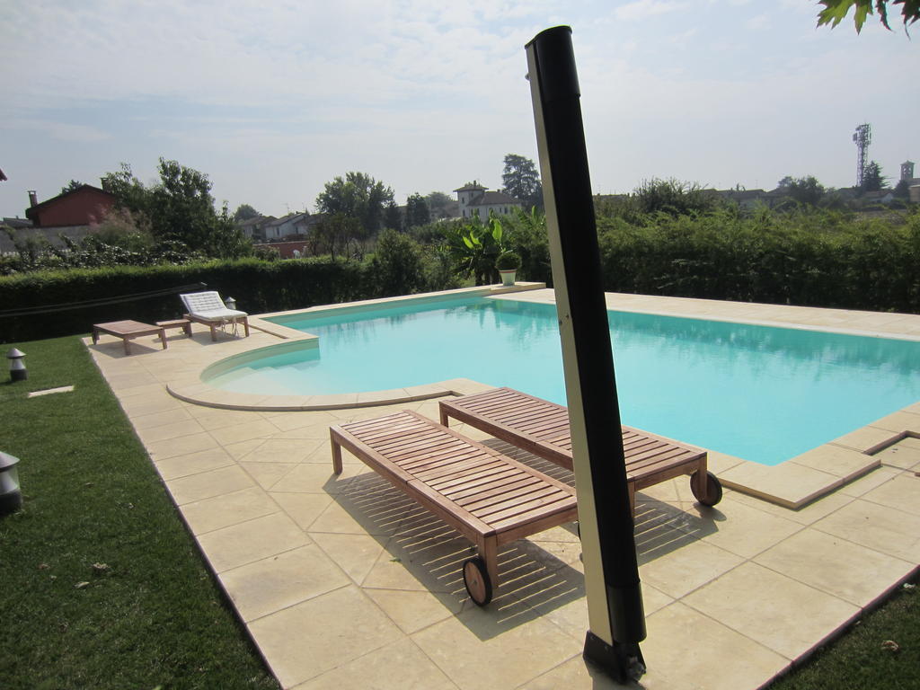 Marinella B&B Cornale ภายนอก รูปภาพ