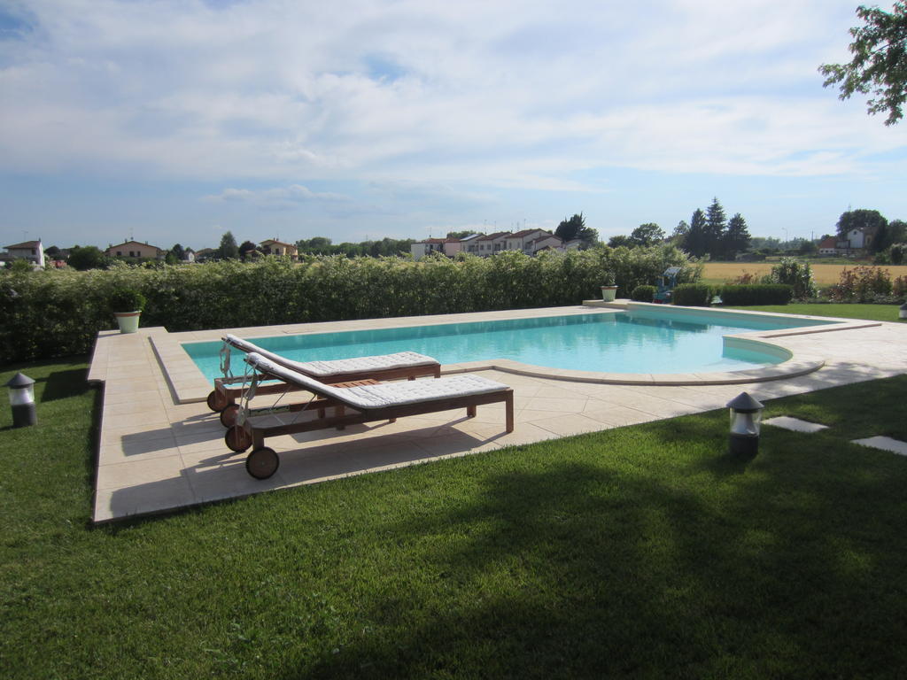 Marinella B&B Cornale ภายนอก รูปภาพ