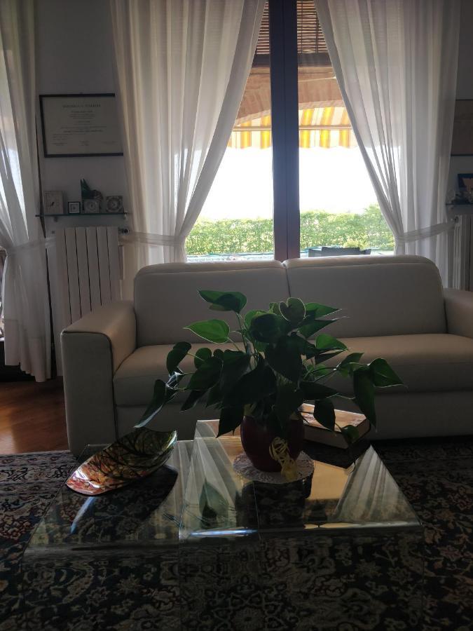 Marinella B&B Cornale ภายนอก รูปภาพ